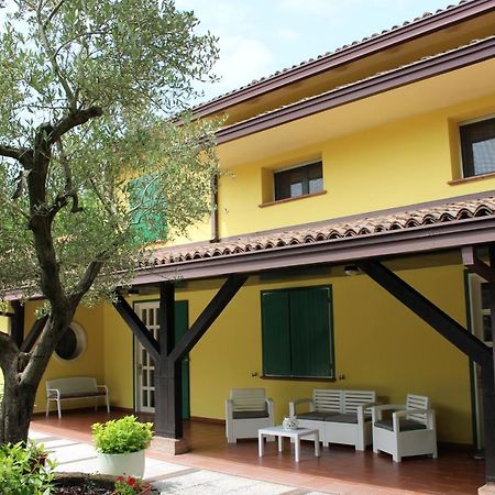 B&B Villa Dei Cigni Reali Κάρπι Εξωτερικό φωτογραφία