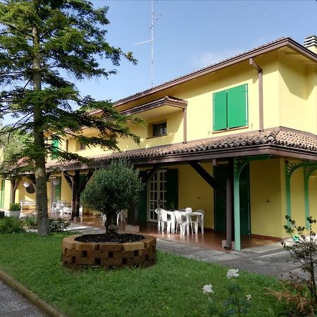 B&B Villa Dei Cigni Reali Κάρπι Εξωτερικό φωτογραφία